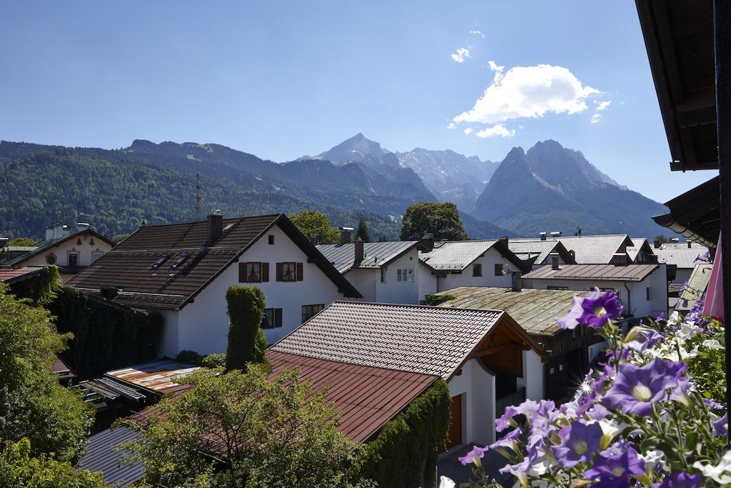 Bayerischer Hof Garmisch Partenkirchen Hotel Quarto foto